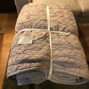 Dreamy soft organic cotton quilt